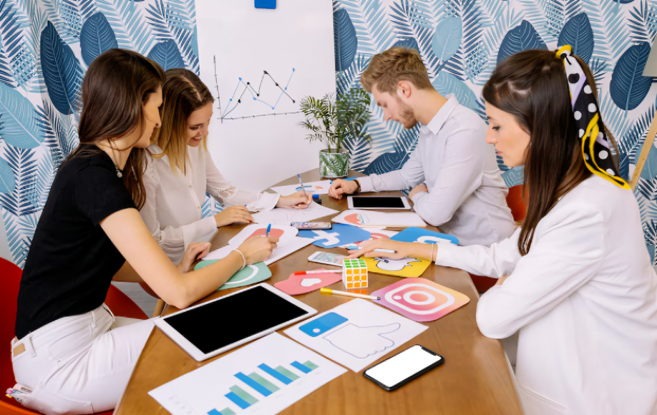 Instagram Marketing Agency Strategy for Engagement and Sales